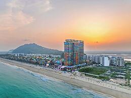 Flamingo Ibiza Party Resort Hai Tien