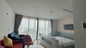 Flamingo Ibiza Party Resort Hai Tien