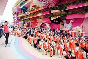 Flamingo Ibiza Party Resort Hai Tien