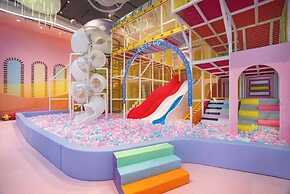 Flamingo Ibiza Party Resort Hai Tien