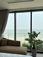 Flamingo Ibiza Party Resort Hai Tien