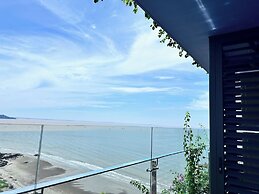 Flamingo Ibiza Party Resort Hai Tien