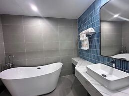 Flamingo Ibiza Party Resort Hai Tien