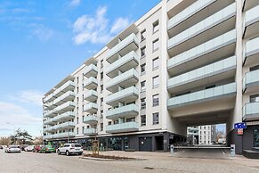 Horizon 169 - SeaView by GrandApartments