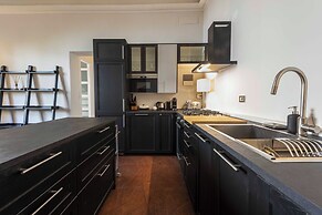 Classic Borgo Apostoli by MMega