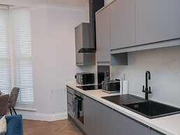The Salisbury Apartment 201