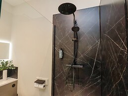 The Salisbury Apartment 201