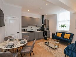 The Salisbury Apartment 205