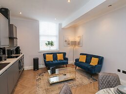 The Salisbury Apartment 205