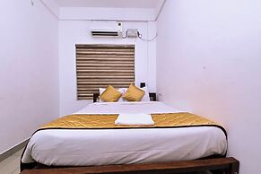 NIRUPAMA HOTEL ALUVA