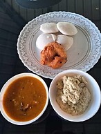 NIRUPAMA HOTEL ALUVA