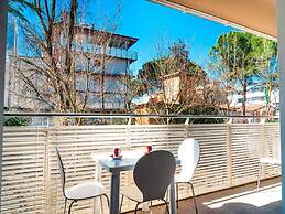 A Modern Flat a Stone's Throw From the Beach