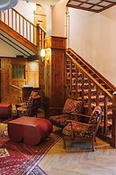 Boutique Hotel Engadinerhof – A Home for Generation