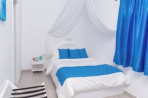 Margarita Hotel & Suites