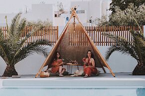 Margarita Hotel & Suites