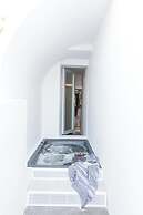 Margarita Hotel & Suites