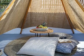 Margarita Hotel & Suites