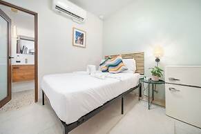 Room 3: Vibrant Walkable Hub in Santurce