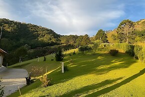 Espetacular casa em Gonçalves - MG 1