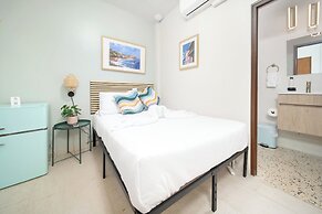Room 5: Relaxed City Haven in Santurce