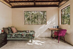 Casa Arkaana Eco Retreat