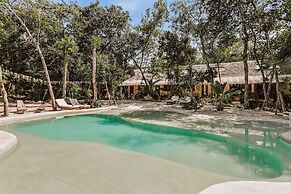 Casa Arkaana Eco Retreat