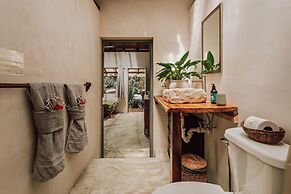 Casa Arkaana Eco Retreat