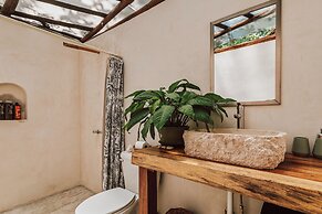 Casa Arkaana Eco Retreat