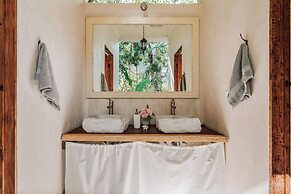 Casa Arkaana Eco Retreat