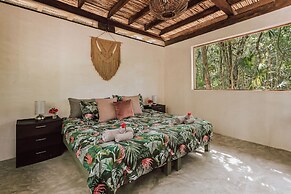 Casa Arkaana Eco Retreat