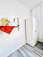 Affordable 4BR Apt Walk to FAC Platz