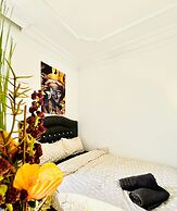 Affordable 4BR Apt Walk to FAC Platz