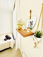 Affordable 4BR Apt Walk to FAC Platz
