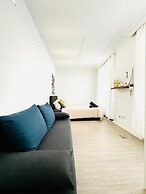 Affordable 4BR Apt Walk to FAC Platz