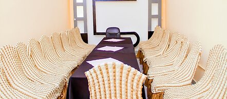 Mirton Hotel