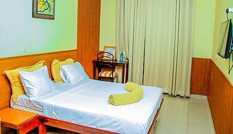 Mirton Hotel