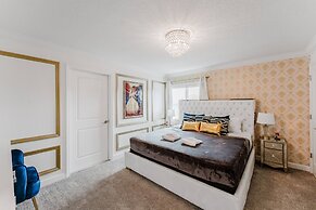 Dream 5Bd Storeylake Close to Disney