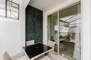 Dream 5Bd Storeylake Close to Disney