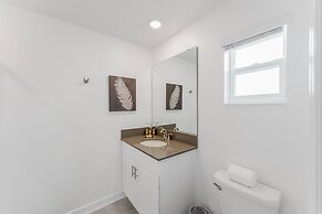 Dream 5Bd Storeylake Close to Disney