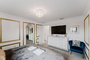 Dream 5Bd Storeylake Close to Disney