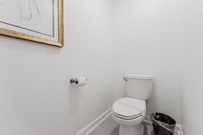 Dream 5Bd Storeylake Close to Disney