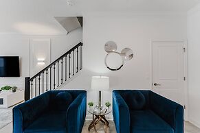 Dream 5Bd Storeylake Close to Disney