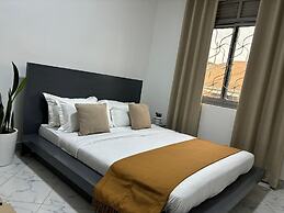 Dutus ApartHotel Entebbe