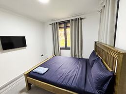 Dutus ApartHotel Entebbe