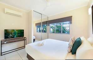 Zen Saltwater Retreat Balcony Pool Seaview