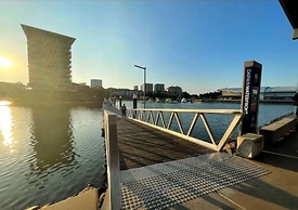 Zen Saltwater Retreat Balcony Pool Seaview