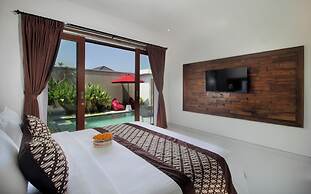 Bougainvillea Villas Cemagi by Parigata