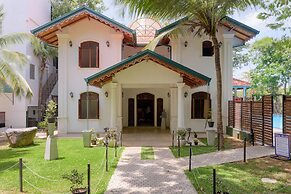 Hotel Sobana Lake Front
