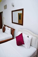 Hotel Sobana Lake Front
