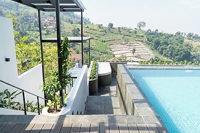 Beverly Hill Mountain View Villa 8BR